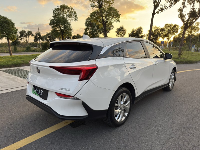 盐城24年别克微蓝5