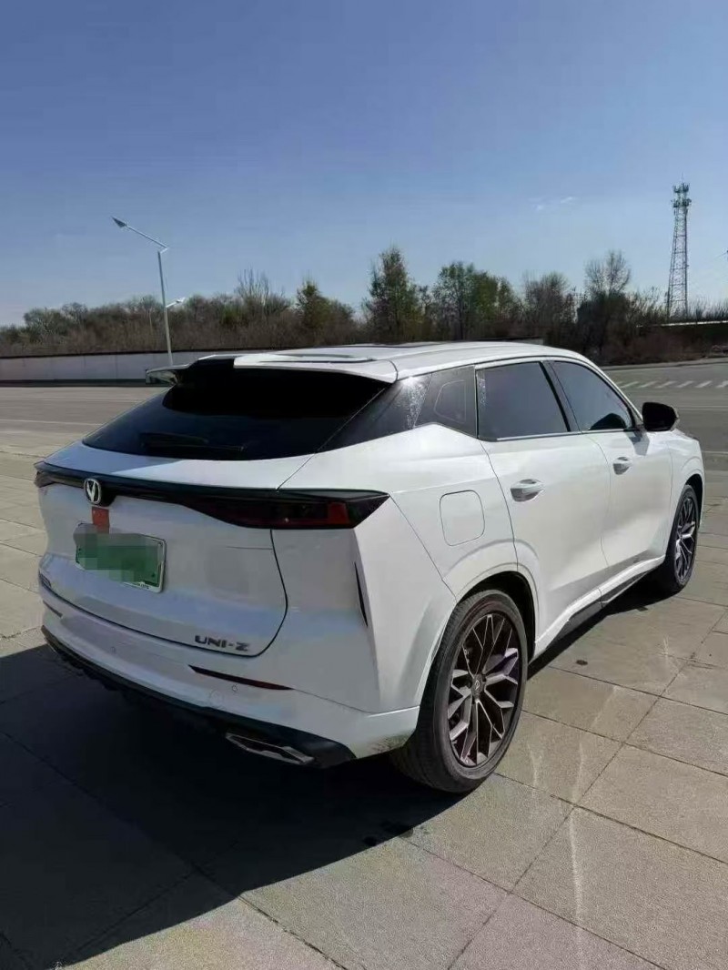 包头25年长安汽车UNI9