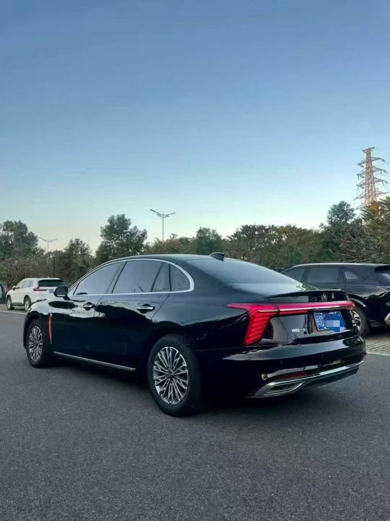 三明24年红旗H57