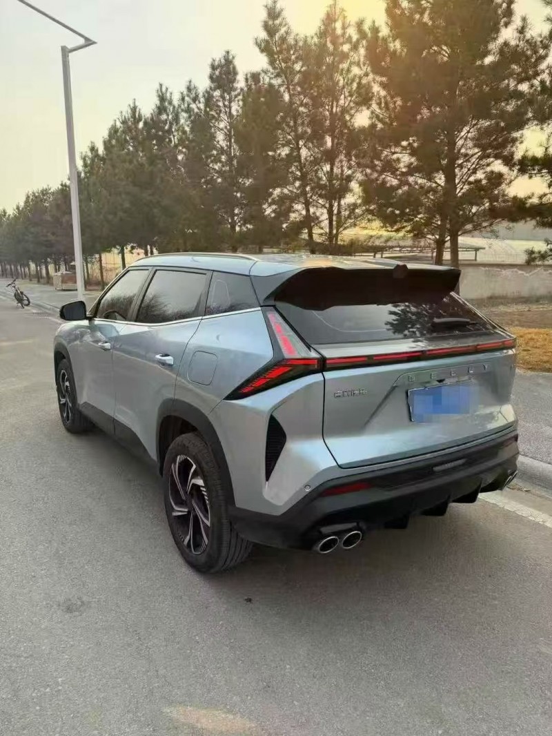 呼伦贝尔23年吉利博越7