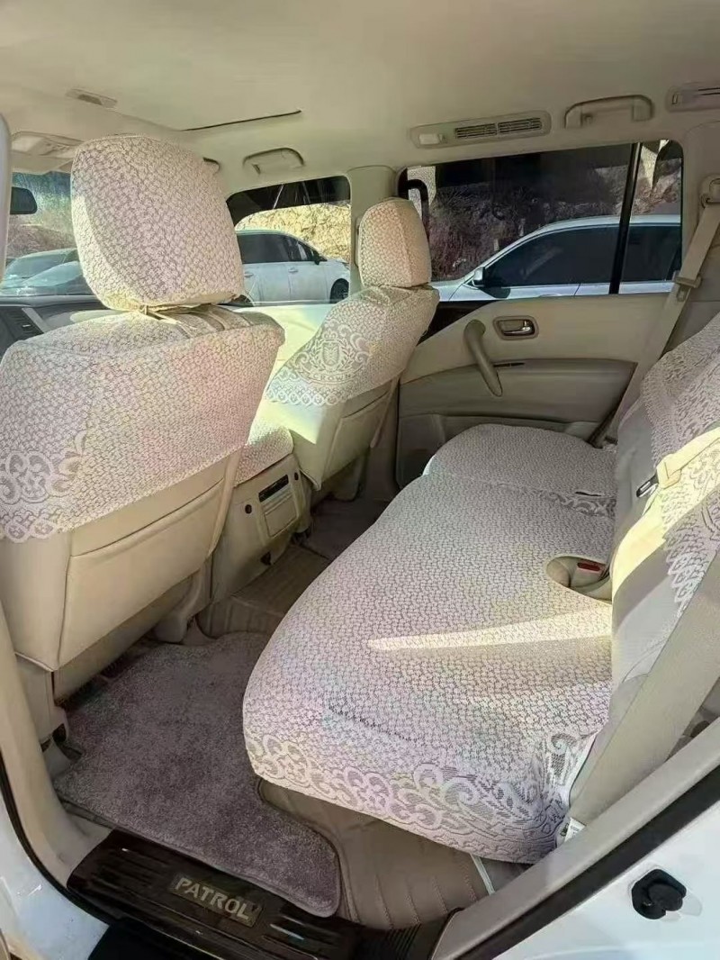 青岛17年日产途乐4