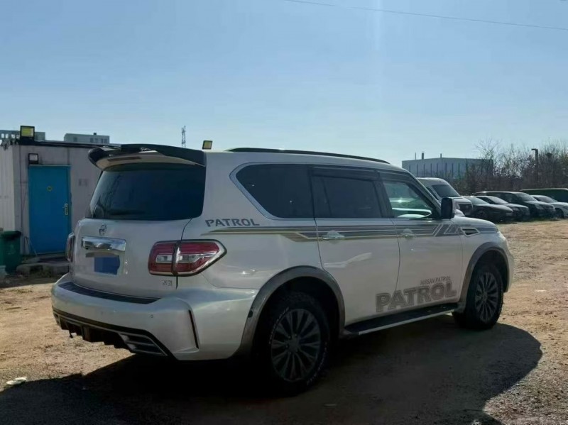 青岛17年日产途乐7