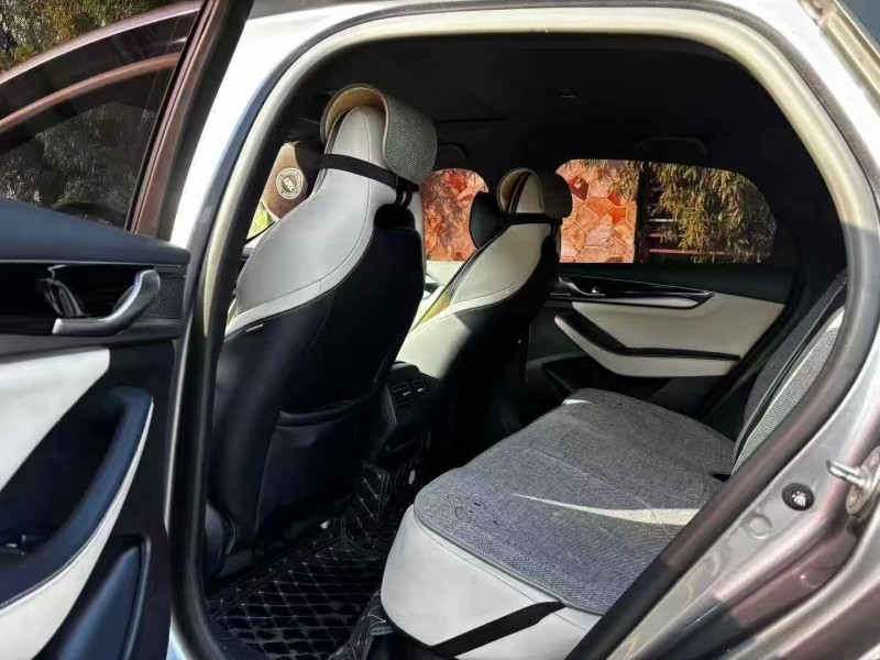 东营22年比亚迪秦6