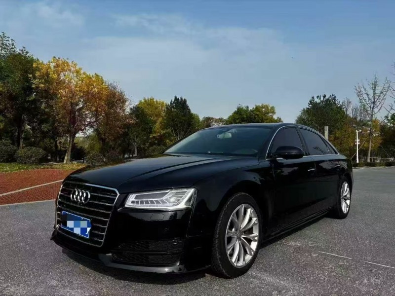 淄博17年奥迪A8L3