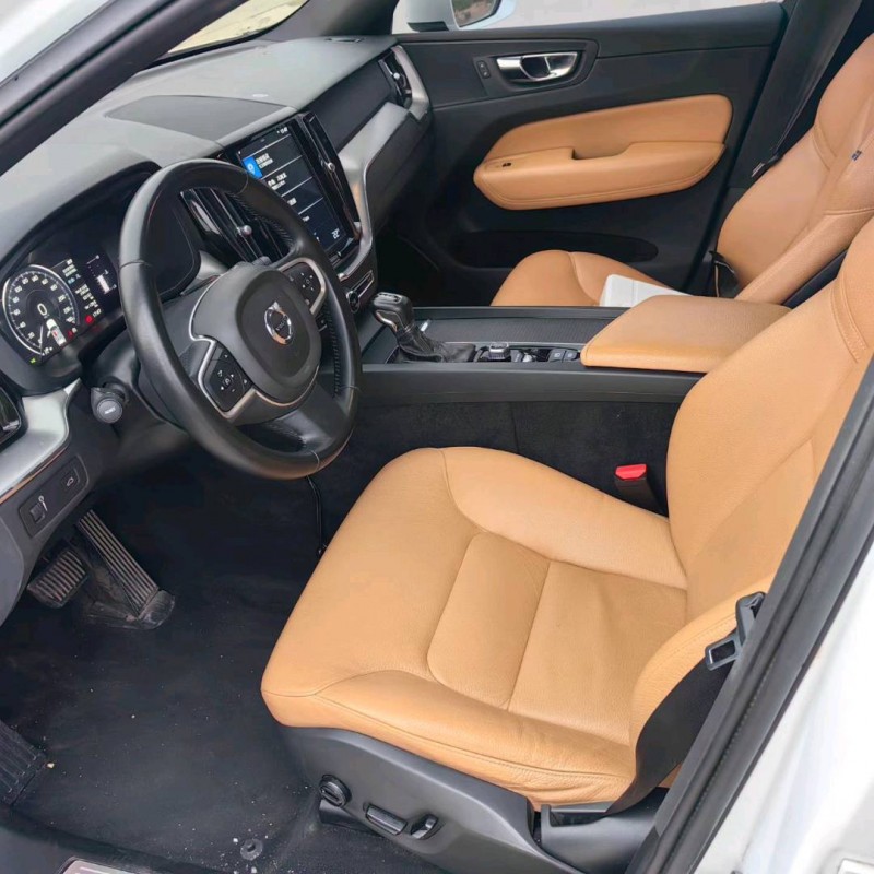 青岛18年沃尔沃XC604