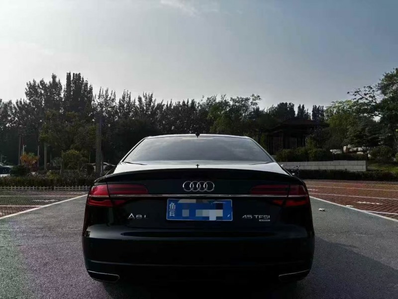 淄博17年奥迪A8L9