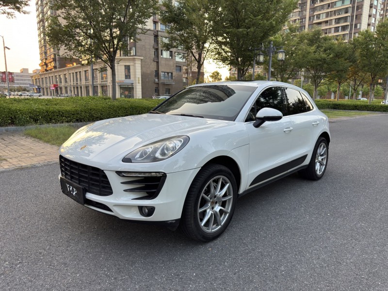 盐城14年保时捷Macan3