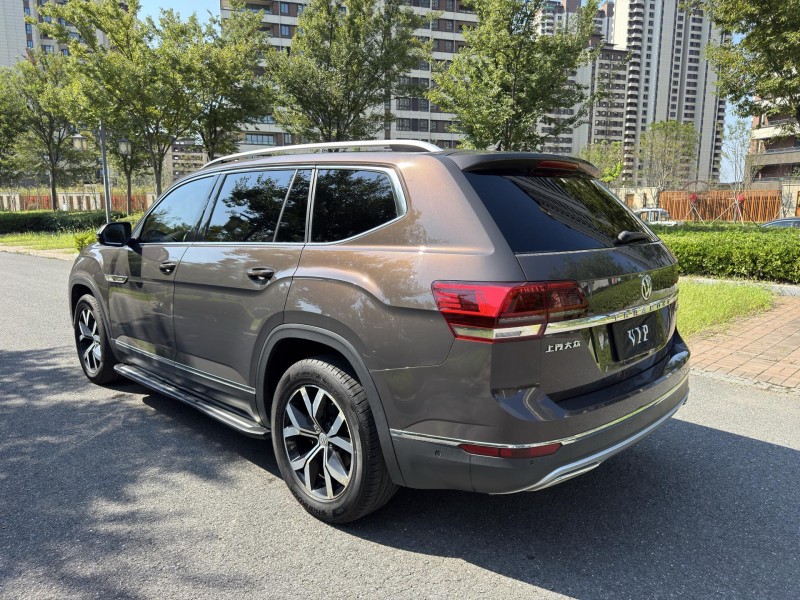 盐城20年大众途昂4