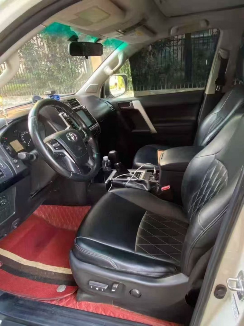 常州20年丰田普拉多2