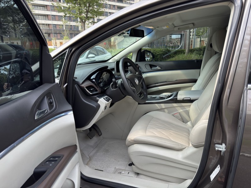 盐城23年别克GL86