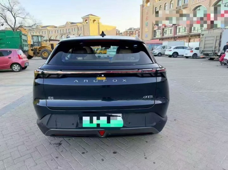 邯郸25年极狐汽车阿尔法9