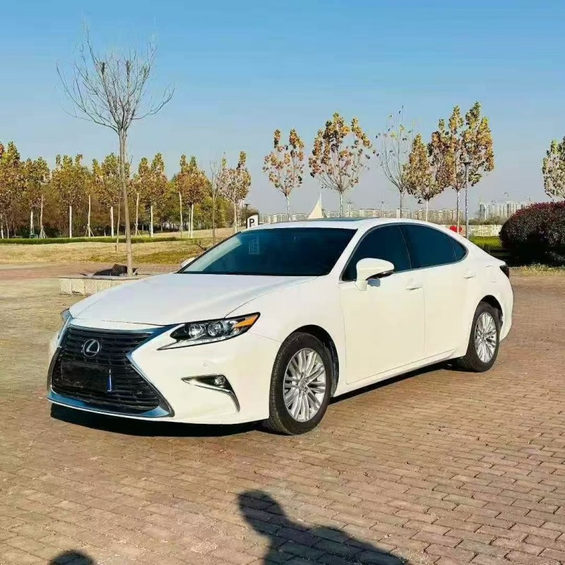 济宁17年雷克萨斯ES2