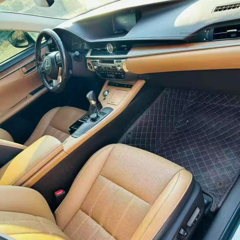 济宁17年雷克萨斯ES7