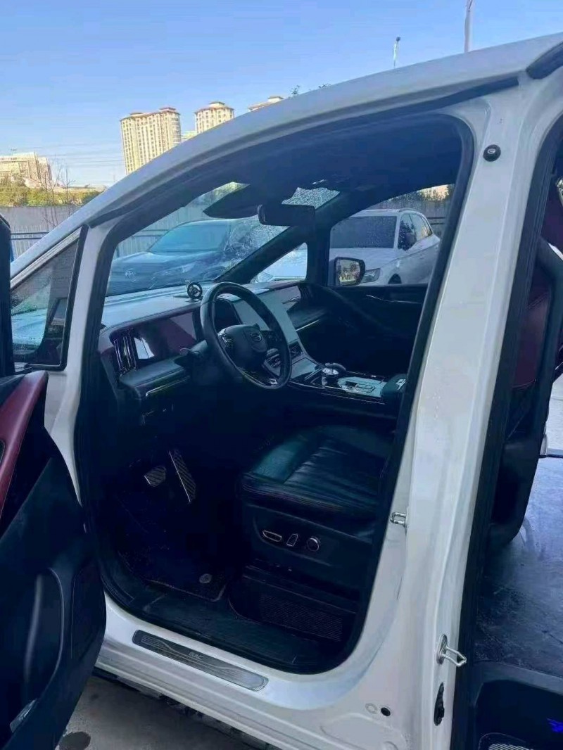 黄冈23年传祺M8/GM87