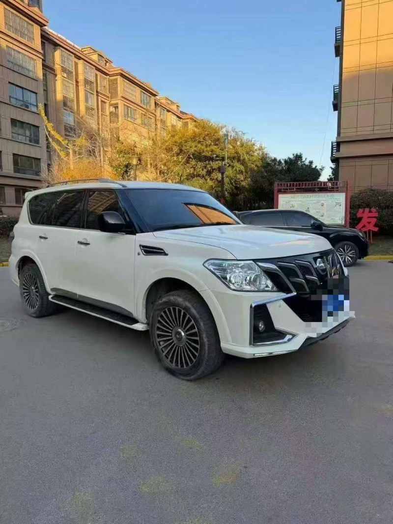 潍坊19年日产途乐2