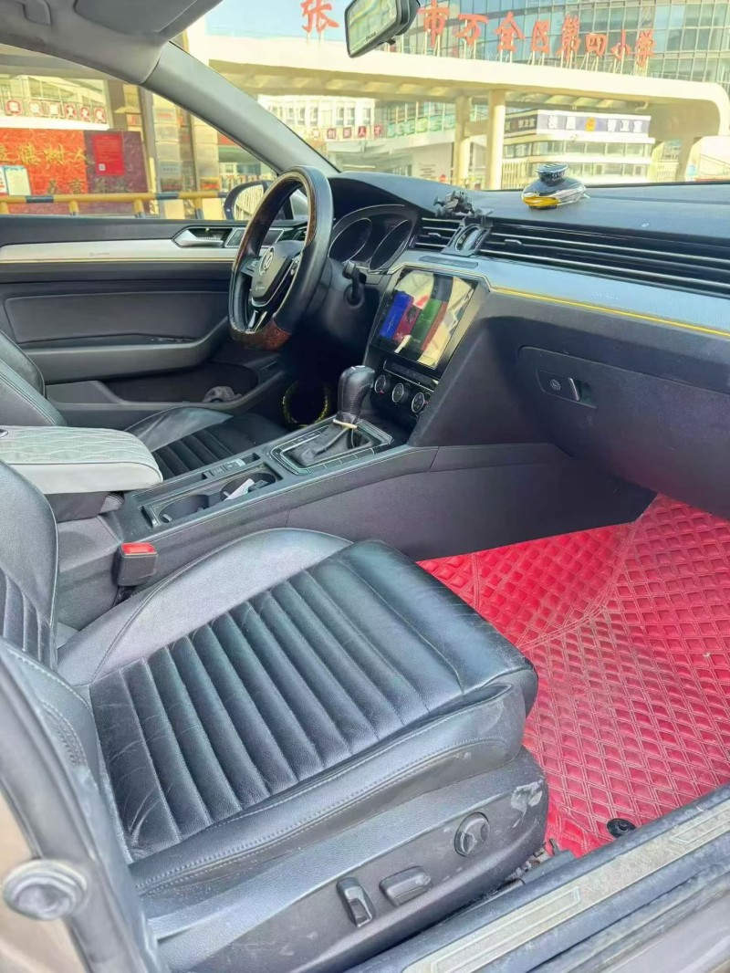 邢台17年大众迈腾3