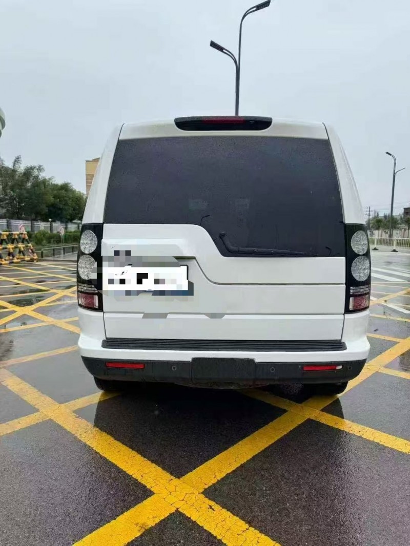 承德16年路虎发现8