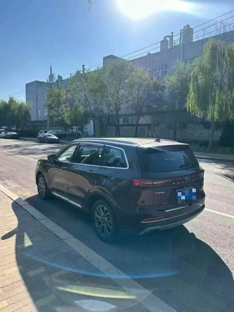 烟台22年福特领裕8