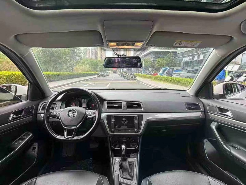 东莞18年大众朗逸6