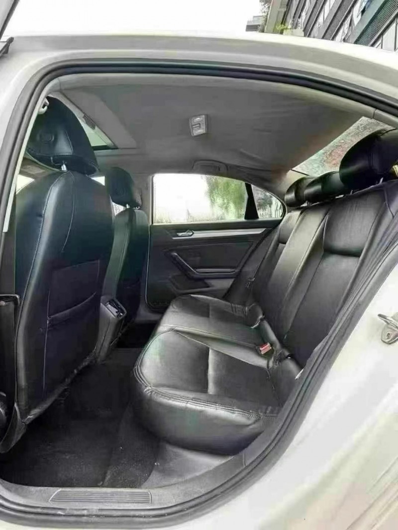 东莞16年大众凌渡4