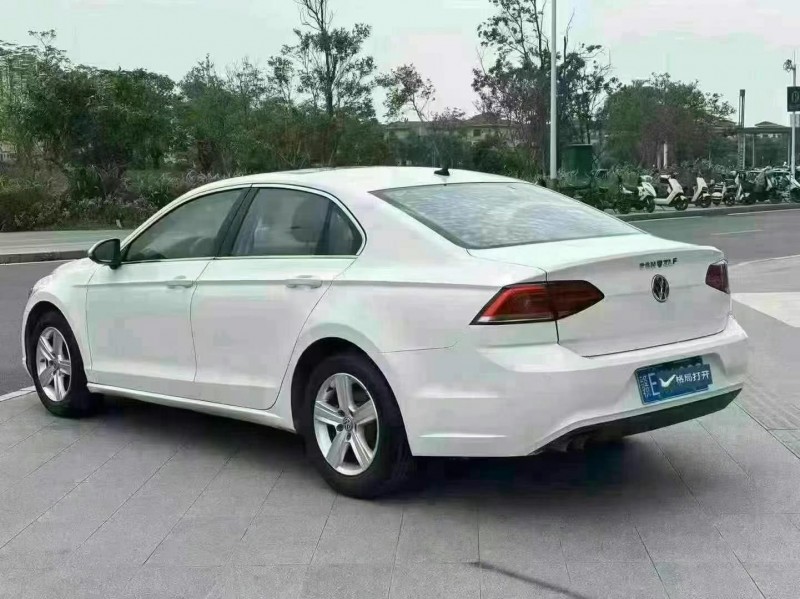 东莞16年大众凌渡7