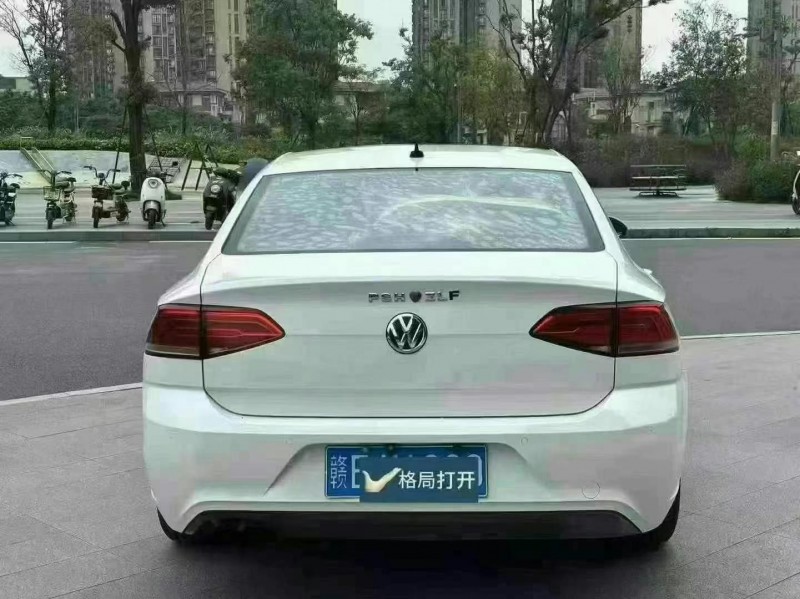 东莞16年大众凌渡9