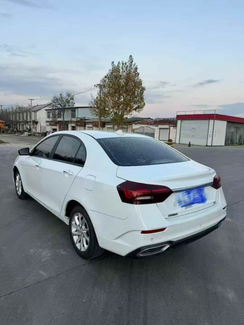 泰安21年吉利帝豪6