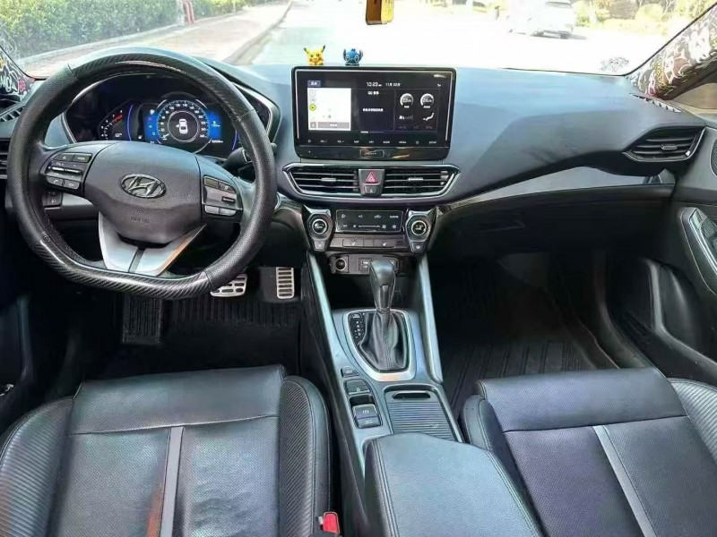 东营19年现代菲斯塔5