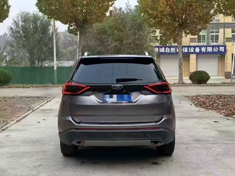 济宁16年福特锐界9