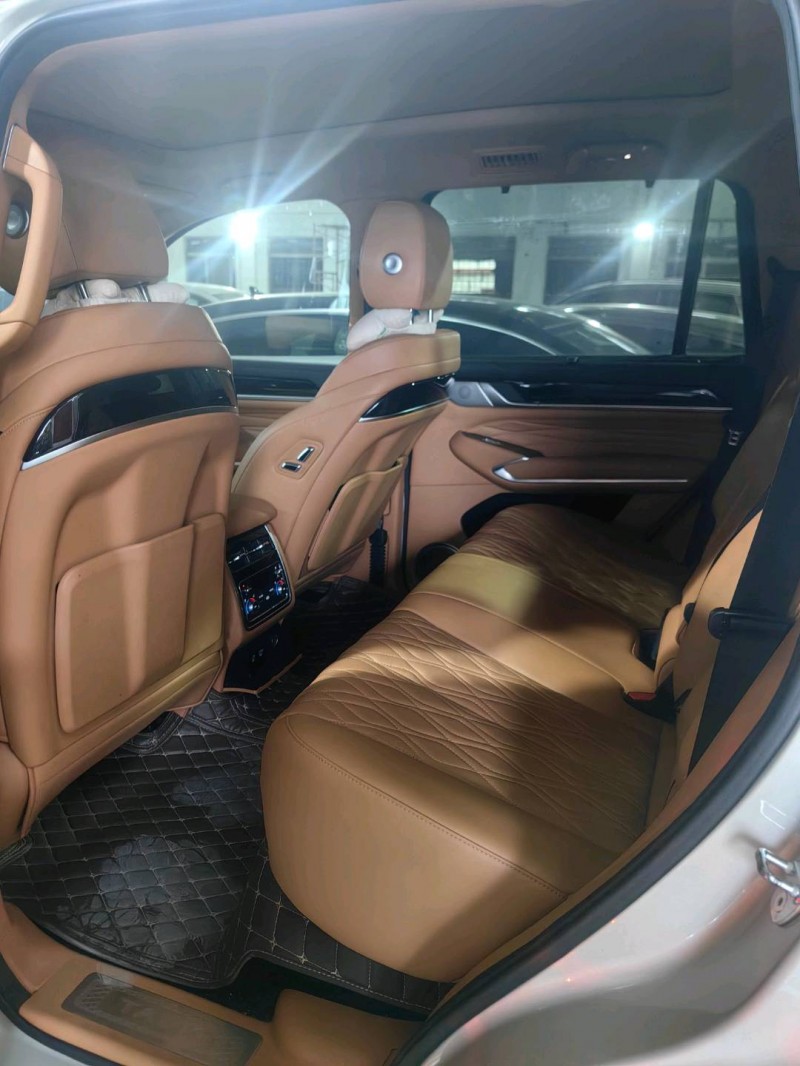 中山23年长城汽车坦克5