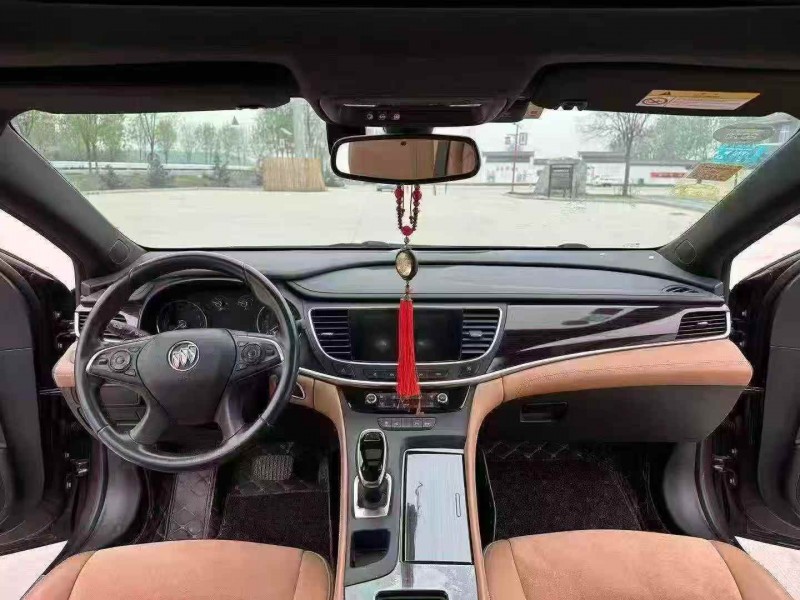 徐州17年别克君越4