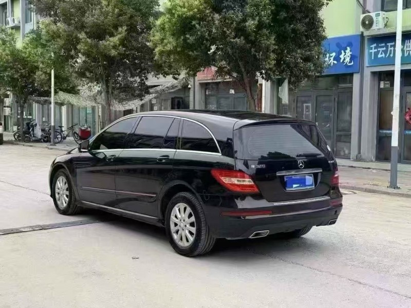 菏泽14年奔驰R8