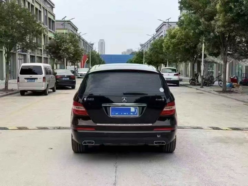 菏泽14年奔驰R9