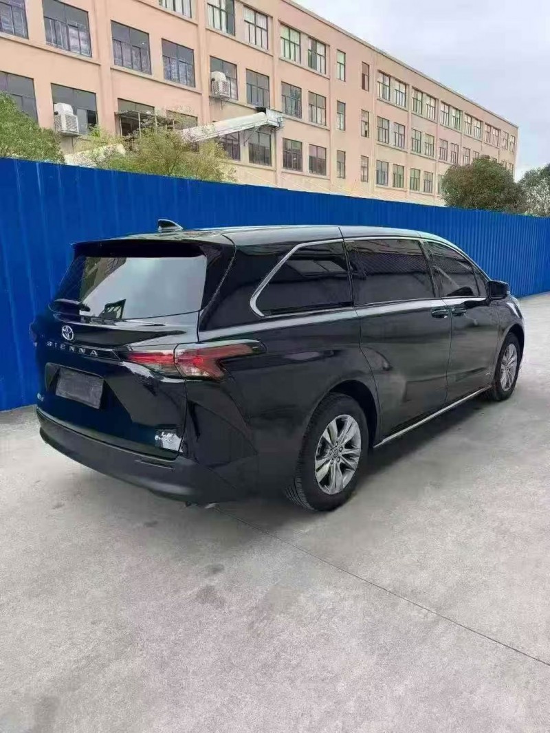 嘉兴24年丰田塞纳7