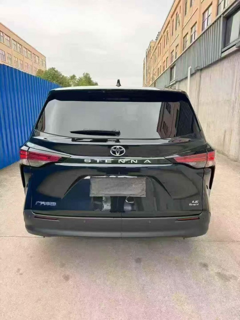 嘉兴24年丰田塞纳9