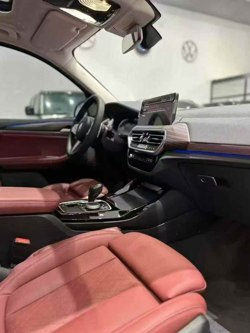 济宁24年宝马X32