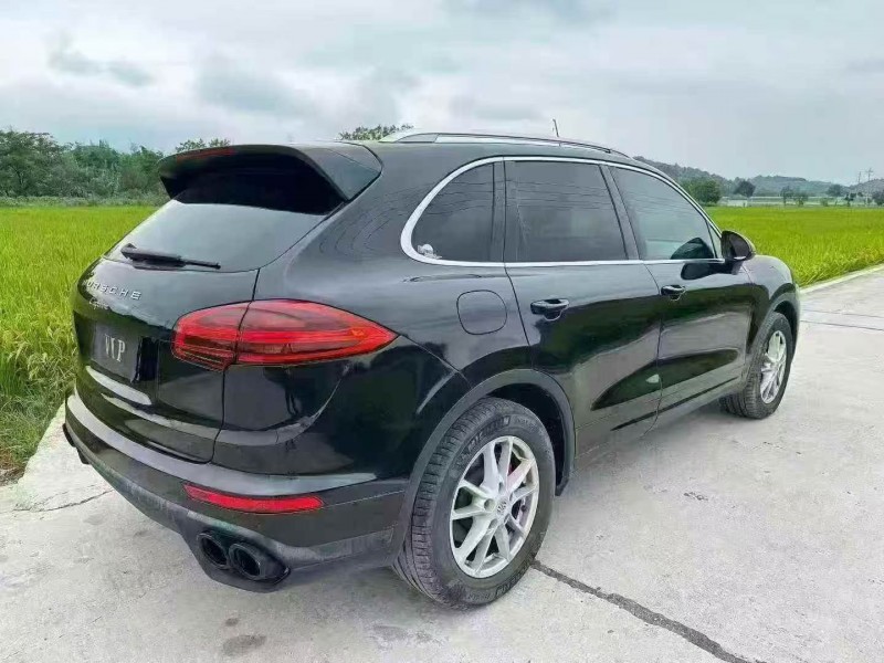 衢州15年保时捷卡宴8