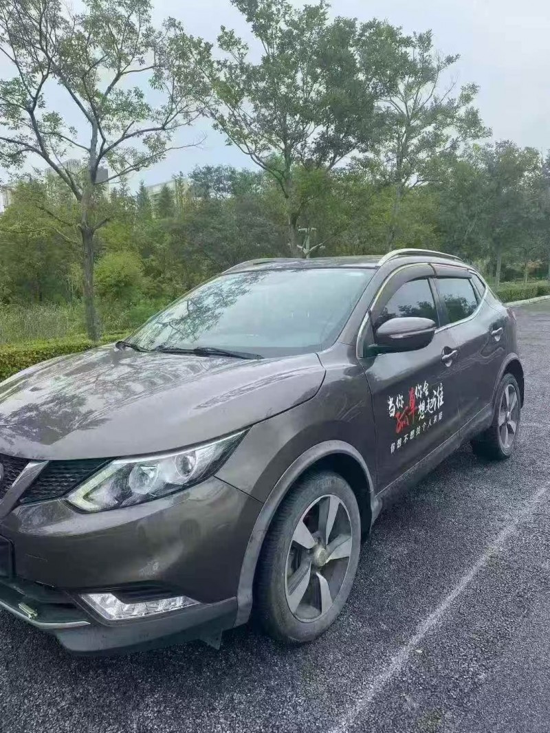 苏州18年日产逍客3