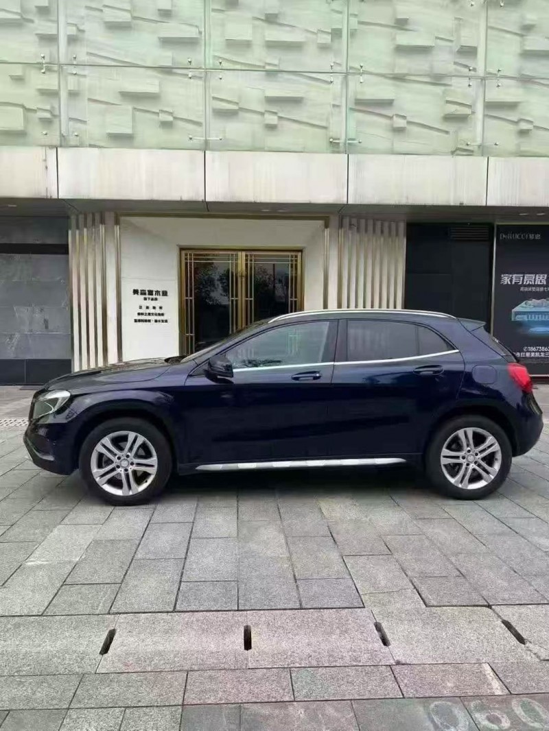 衡阳15年奔驰GLA7