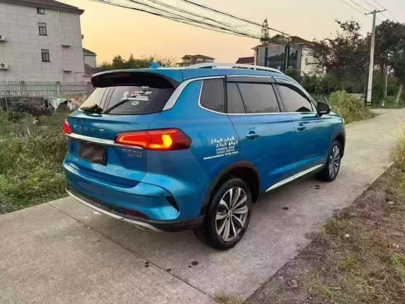 湖州20年荣威RX58