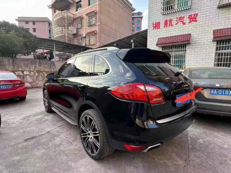 湘潭14年保时捷卡宴7