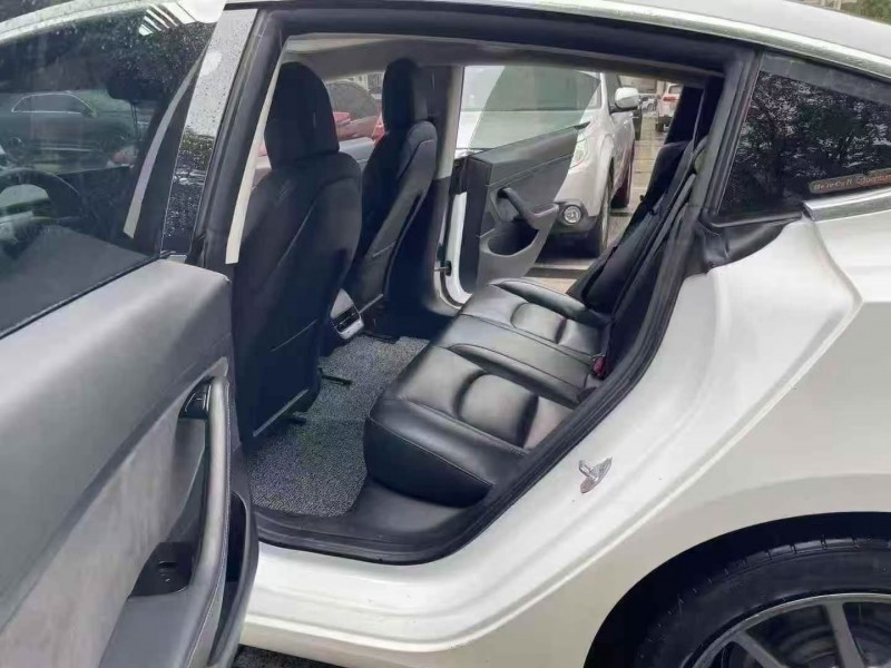 苏州20年特斯拉MODEL 35