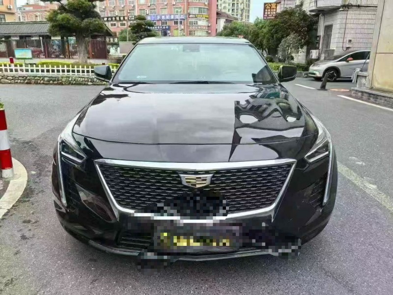 绍兴21年凯迪拉克CT61