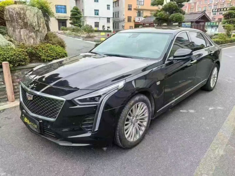 绍兴21年凯迪拉克CT62