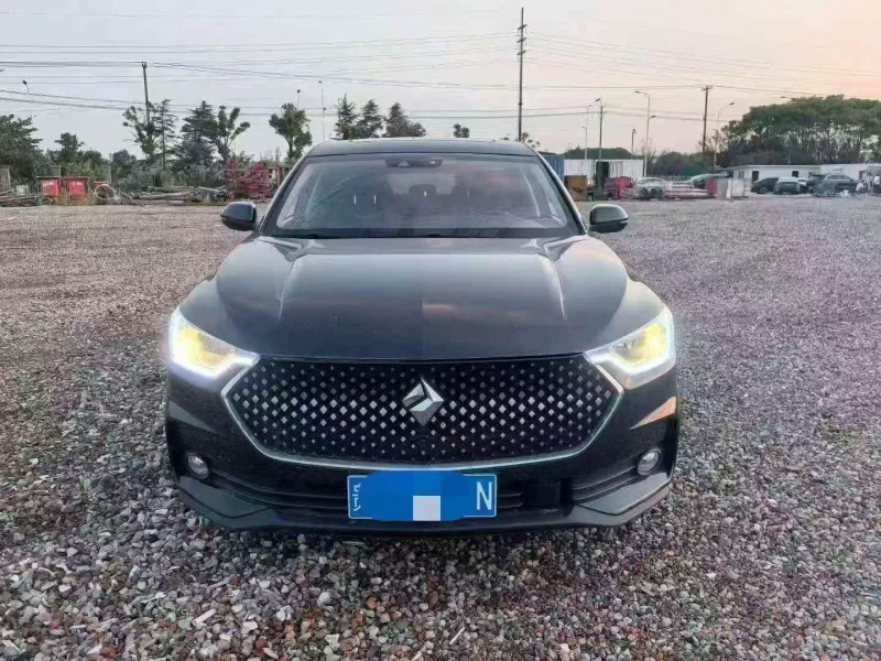 苏州20年宝骏RC61