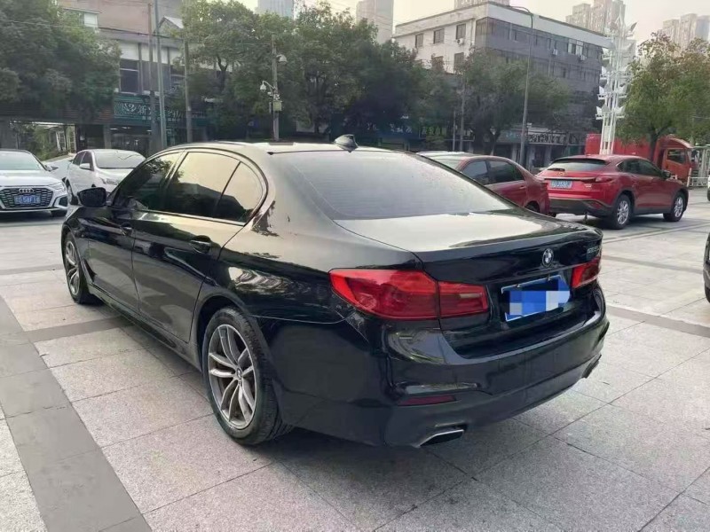 徐州19年宝马5系9