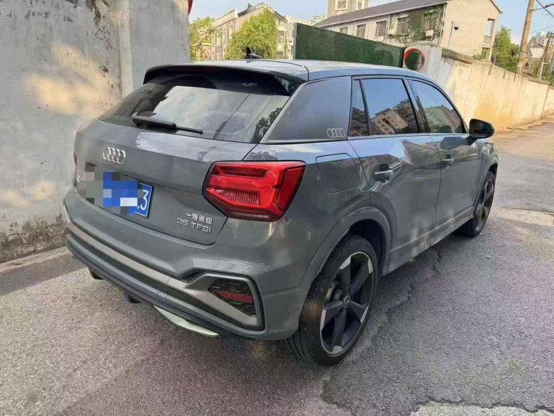 镇江22年奥迪Q27