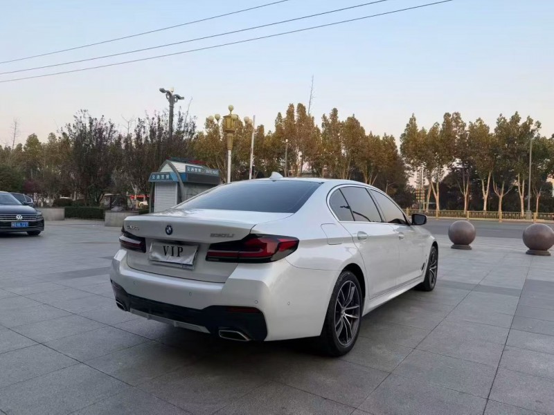 东营23年宝马5系8