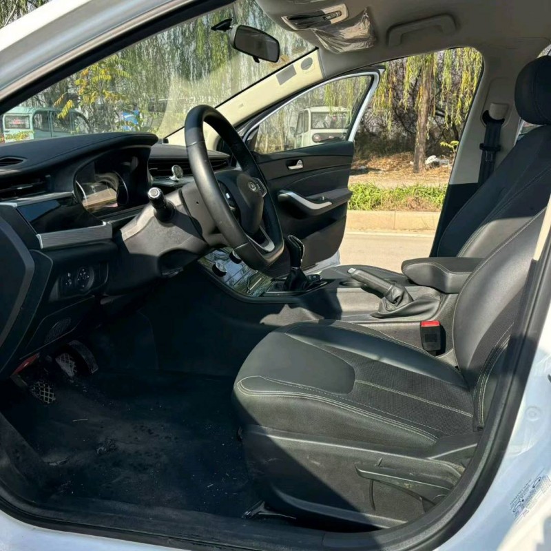 东营24年奇瑞艾瑞泽4