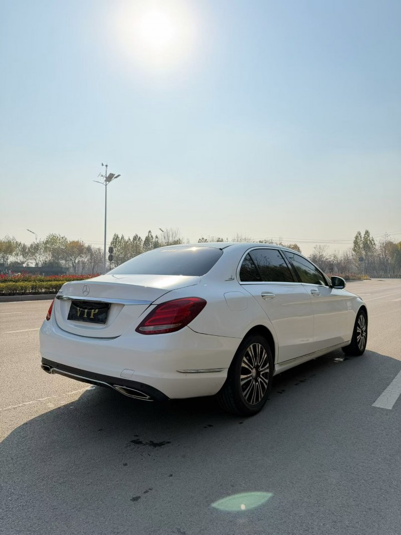 东营16年奔驰C5